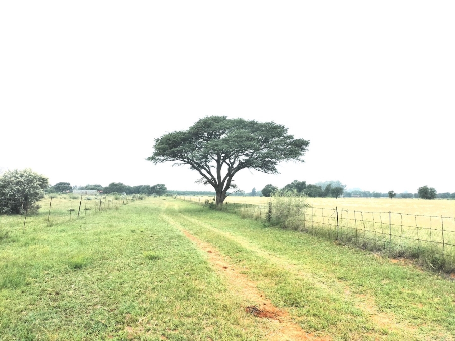 4 Bedroom Property for Sale in Jan Kempdorp Rural Northern Cape
